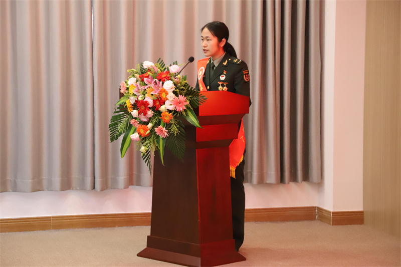 DƬ5.jpg