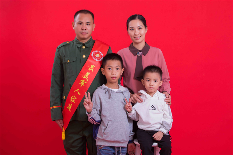 DƬ20.jpg