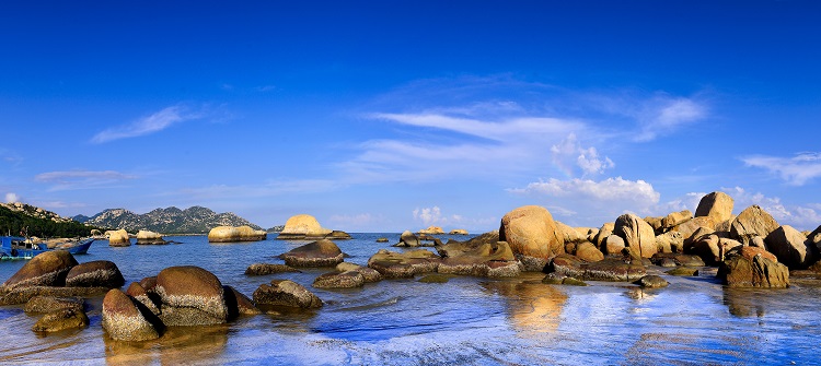 06北陡海岸風(fēng)光-浪琴灣.jpg