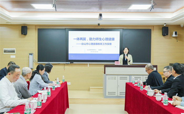 張鵬英.jpg